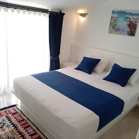 Stone House Aparts Dublex 3+1 Mit Jakuzzi Kalkan No 6 *